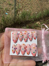 Load image into Gallery viewer, Custom nails by Kerri