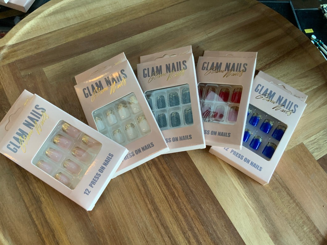 Glam nails