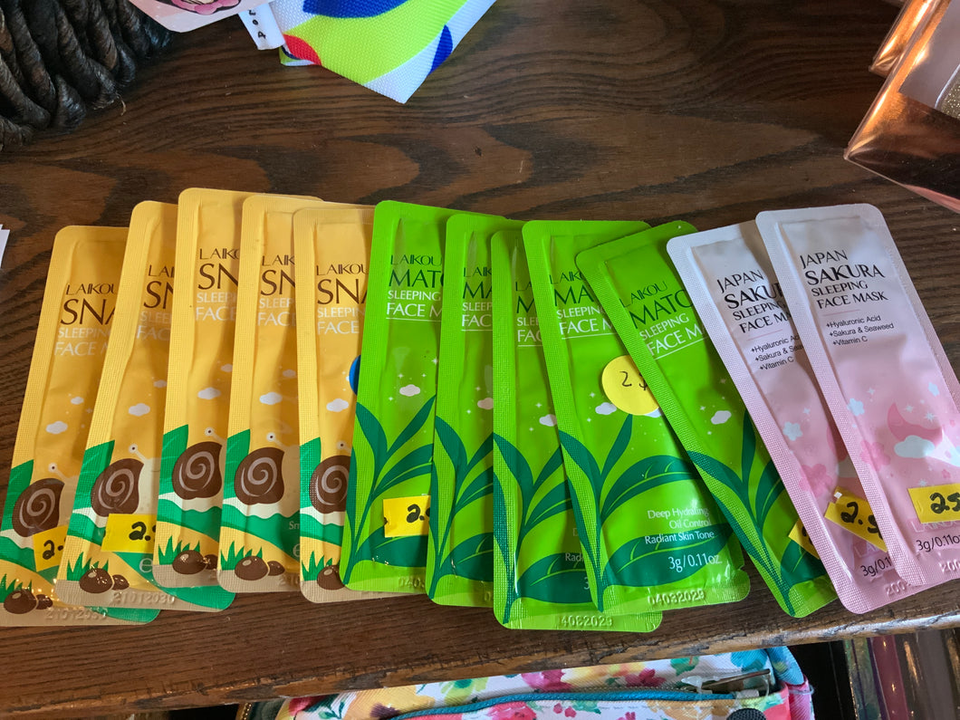 Sleeping face masks