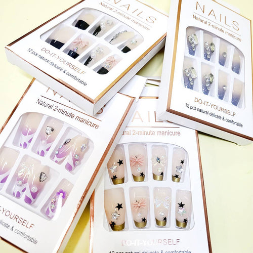 Women Pre Glued Press On Nail Set: Assorted Color / ONE SIZE(12)
