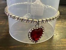 Load image into Gallery viewer, Heart shaped 3 piece jewelry set