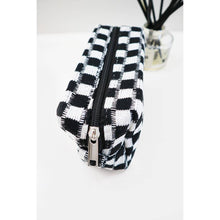 Load image into Gallery viewer, Checkered Knitted Cosmetic Bag: LAVENDER